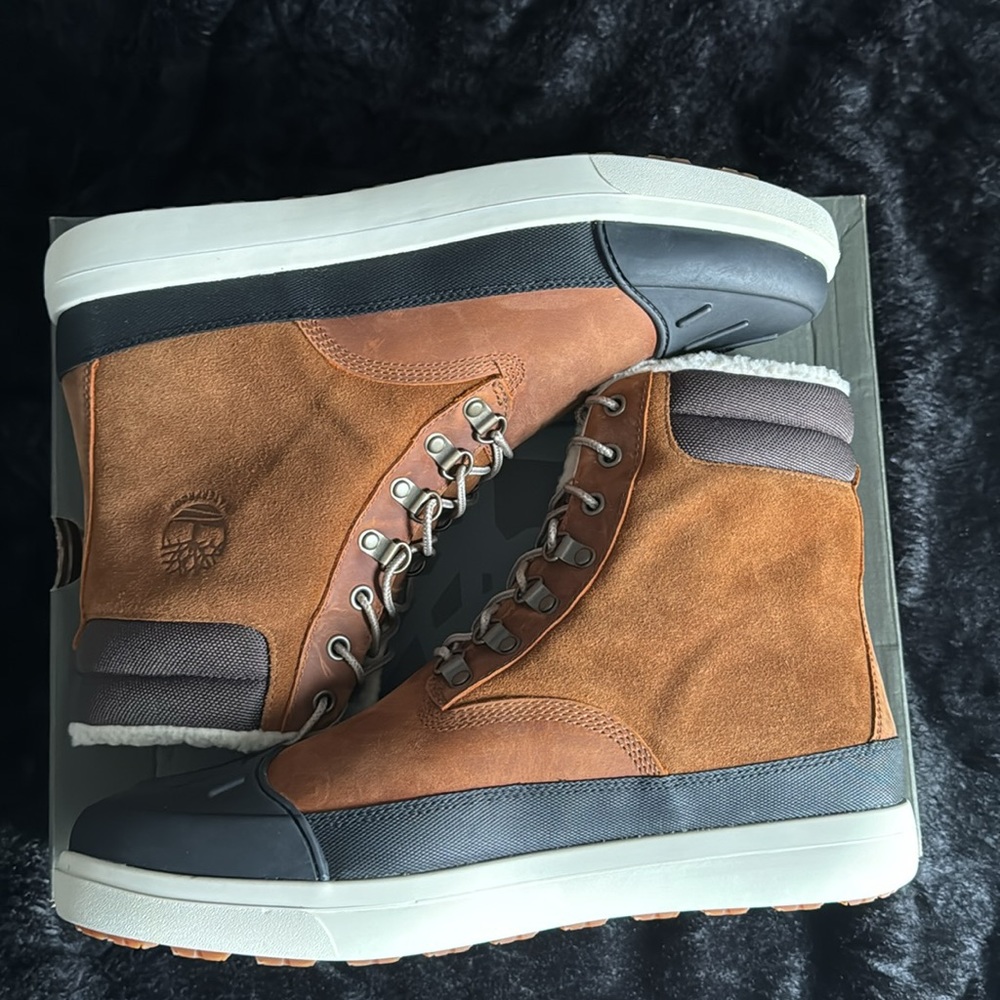 Timberland Ashwood Park 6in Boots - Picture 2 of 7